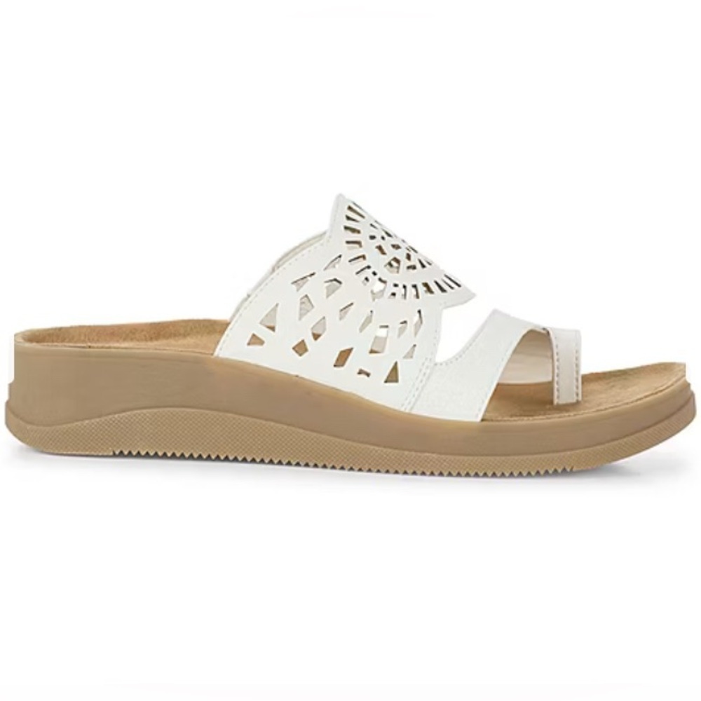 BareTraps Size 10 Flora Women’s White Cutout Sandals, New No Box - Picture 5 of 7